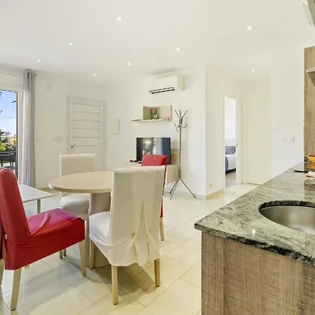 Fuer 4 Personen Ca 60 Qm In Empuriabrava, Costa Brava Golf De Roses * Empuriabrava